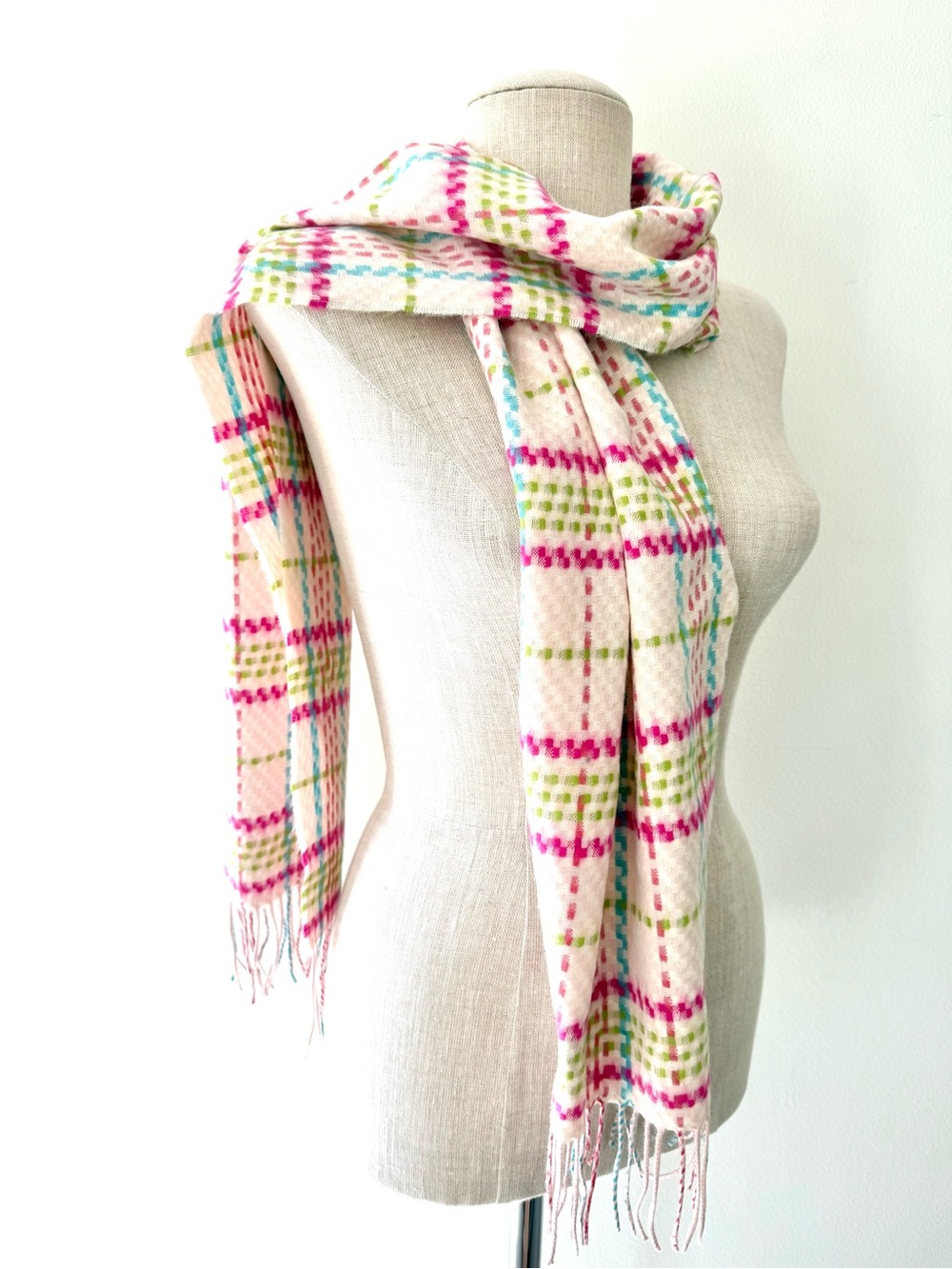100% Cashmere Scarf Made In Scotland Tartan Plaid Pink Blue Green Fringed Wrap